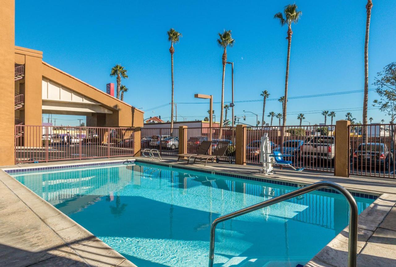 Days Inn By Wyndham Chula Vista-San Diego Extérieur photo