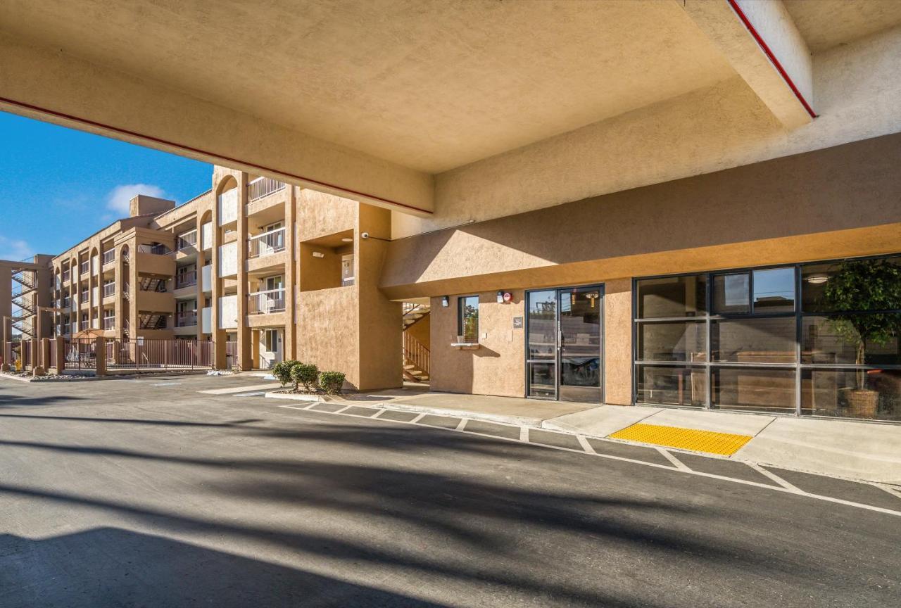 Days Inn By Wyndham Chula Vista-San Diego Extérieur photo