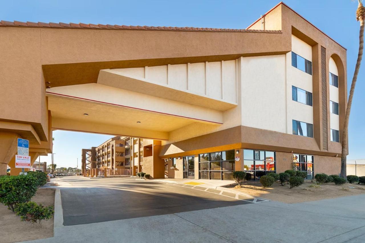 Days Inn By Wyndham Chula Vista-San Diego Extérieur photo